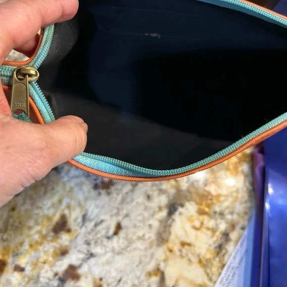 Jon Hart large/ grande makeup zipper pull bag with Crown details. - Picture 12 of 15